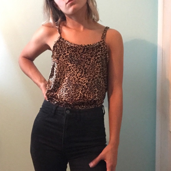 Velvet Cheetah Cropped Tank - Picture 5 of 5